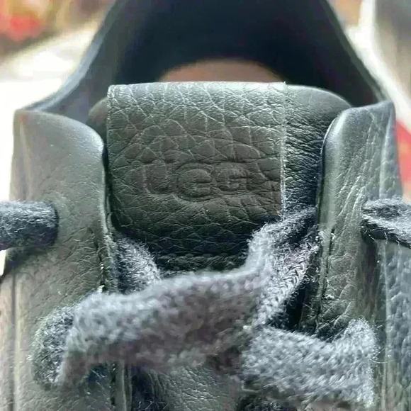 Ugh Tye Leather Sneaker - Picture 4 of 9